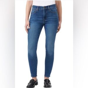 Kirkland Signature Women's High-Rise Jeans